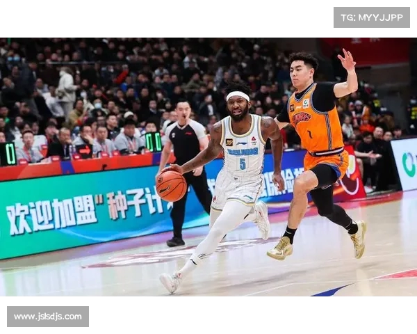 深圳马可奇突破助力球队险胜北京首钢 深圳马可奇突破助力球队险胜北京首钢